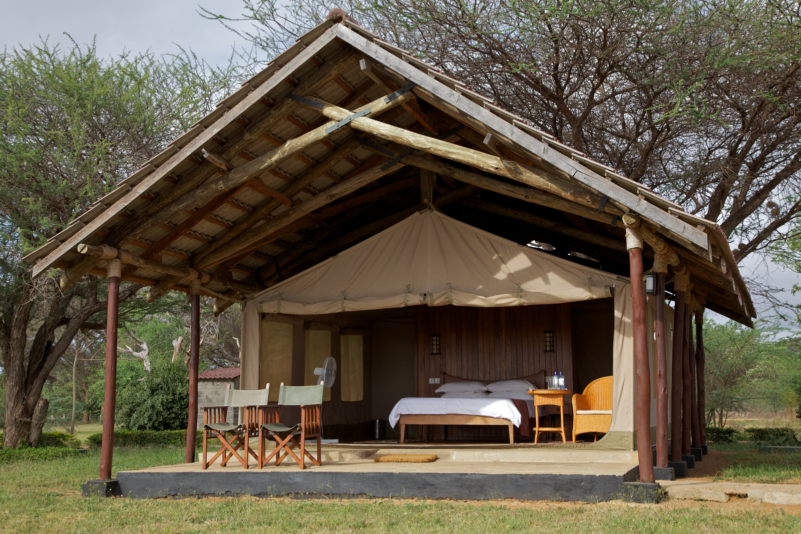 AAL Ashnil Aruba Lodge Deluxe Tent Exterior 